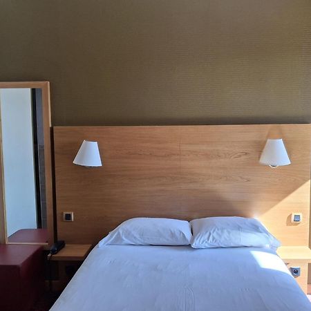 Hotel Tour Maje Rodez Eksteriør bilde