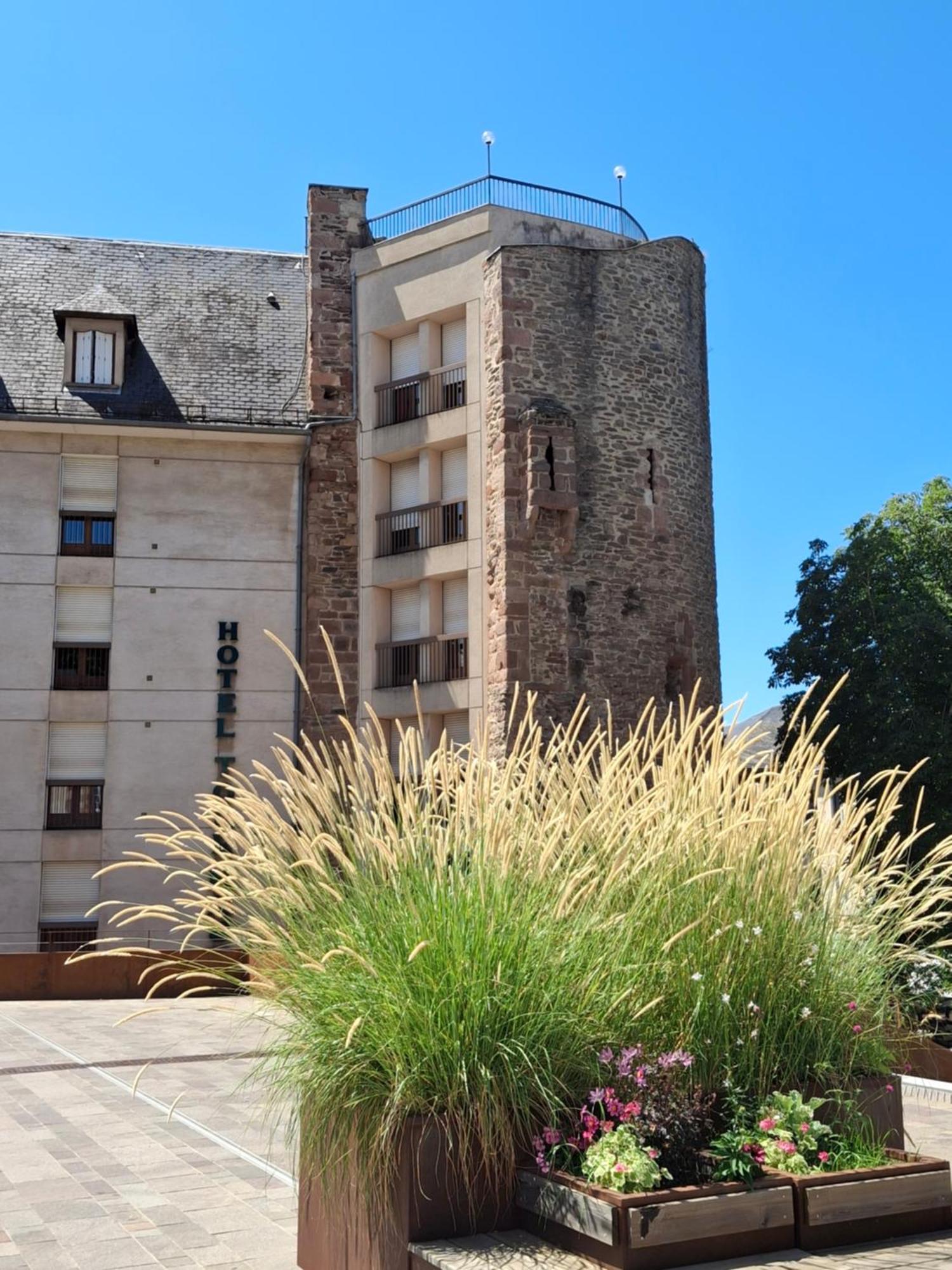 Hotel Tour Maje Rodez Eksteriør bilde