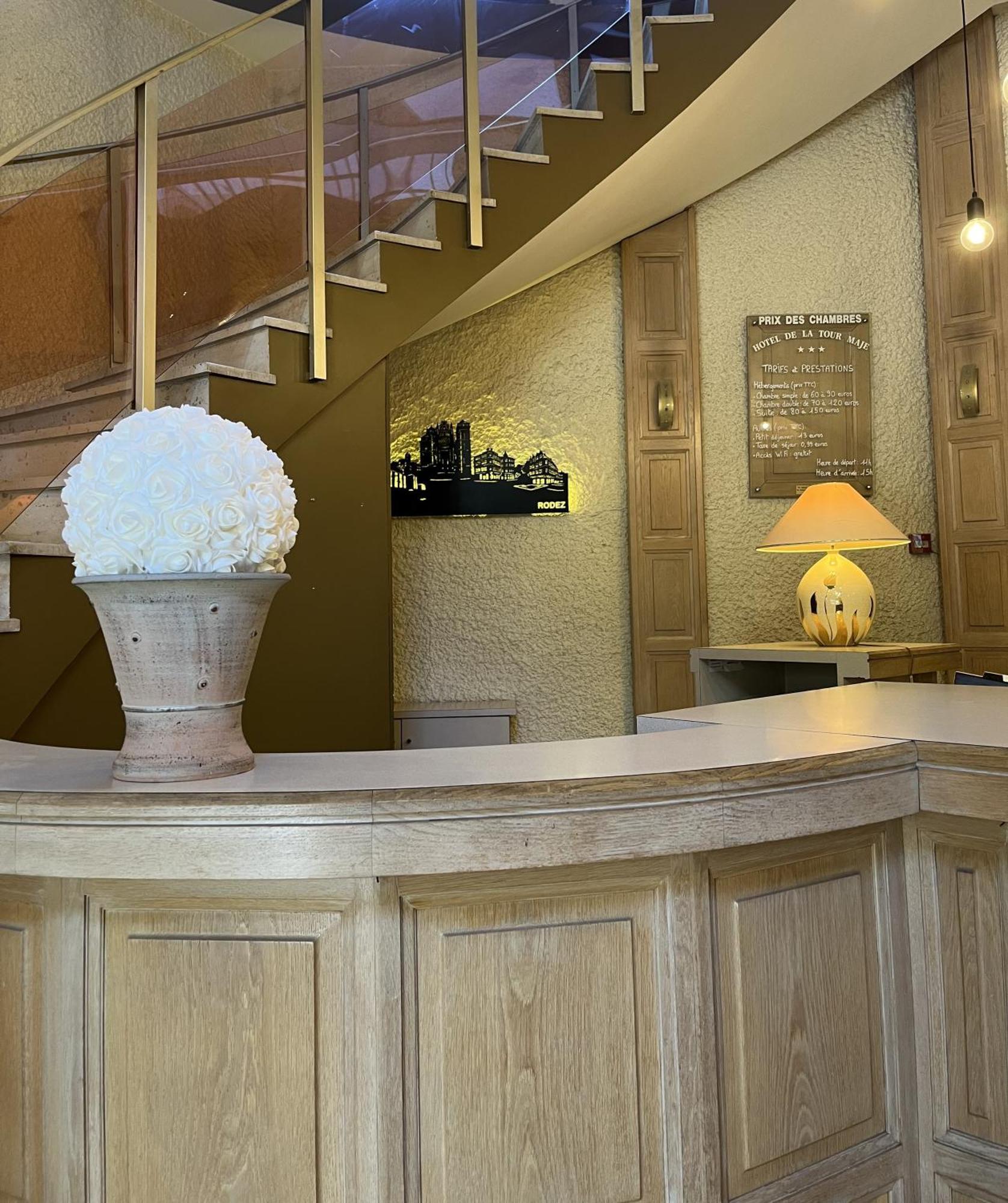 Hotel Tour Maje Rodez Eksteriør bilde